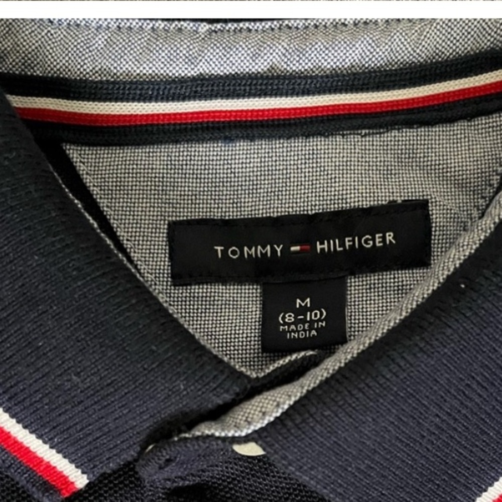 BUNDLE - Kids Tommy Hilfiger Polo Shirts & Sweater - Picture 7 of 7